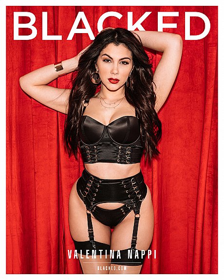 Curvy Italian pornstar Valentina Nappi gets double sexed in an IR gangbang - Image 1 of 20  in Groupsex category   featuring Valentina Nappi, Jax Slayher, Pressure 