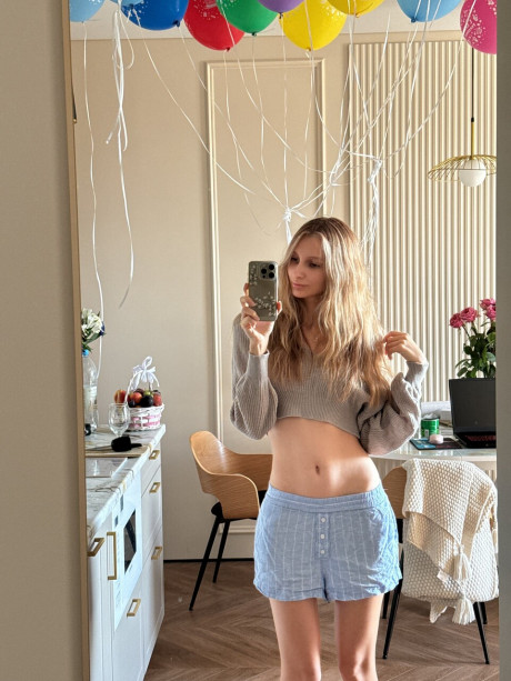 OnlyFans Mara thin starring Mara petite undressed Pics - #1483095