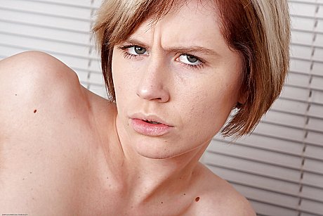 Short haired blondie first timer Kelly Klass receiving cunnilingus - Image 16 of 16  in Close Up category   featuring Kelly Klass 