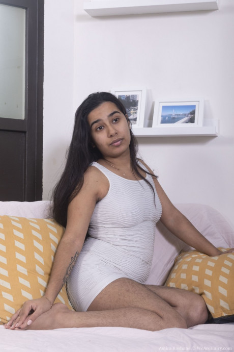 Black Amira Roshane exposing her super hairy body & furry vulva - #980710