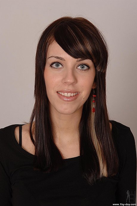 1 By Day performed by Nickol pretty XXX Photos - Image 1 of 21  in Pussy category   featuring Nickol Sweet 