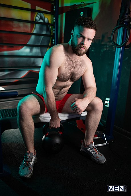 Muscular gay Marcus McNeil enjoys hardcore anal sex with a short hubby boy dude - Image 1 of 16  in Gay category  