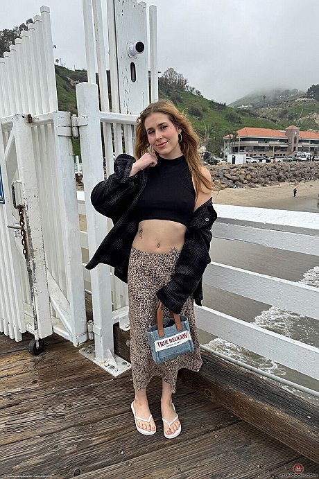 ATK Petites starring Fiona Peaches Hot Gallery - Image 19 of 20  in Pussy category   featuring Fiona Peaches 