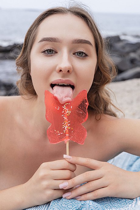 Met Art featuring Bozhena Porn Pictures - Image 13 of 21  in Outdoor category   featuring Bozhena 