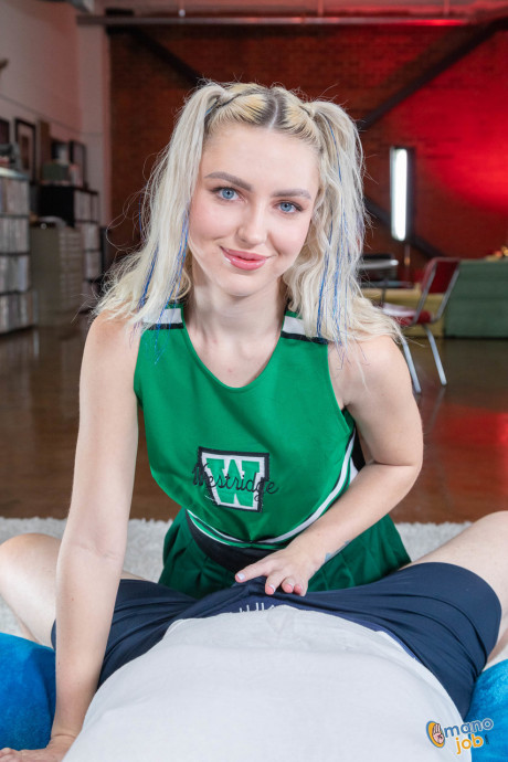 Mano Job Reality Cheerleader blondie Gonzo - #360900