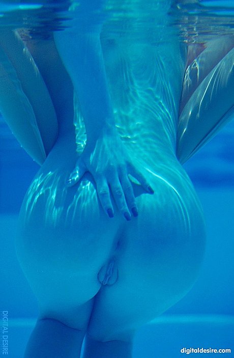 Digital Desire performed by Sophia Sex Pics - Image 13 of 21  in Close Up category   featuring Sophia 