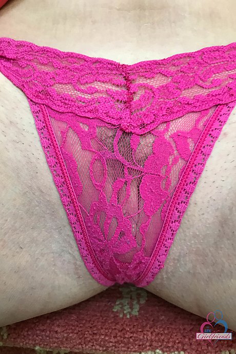 Fine babe Taylor Blake shows her large ass and her lovely cunt lips - Image 4 of 20  in Pussy category   featuring Taylor Blake 