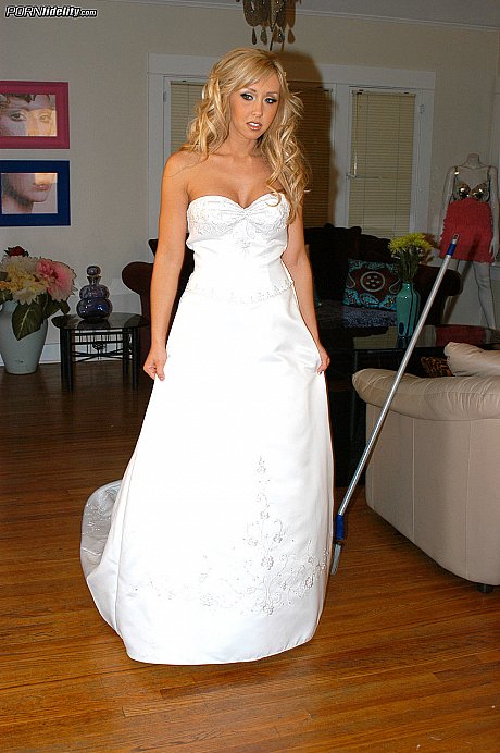 New fiance Jessica Lynn doffs her wedding dress & mounts hard dick on the floor - Image 3 of 21  in Pussy category   featuring Ryan Madison, Jessica Lynn 