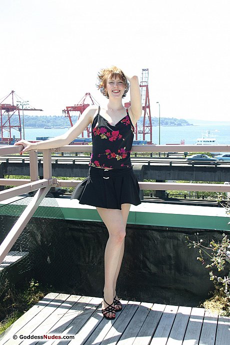 Goddess Nudes starring Genevieve Hot Porn Pics - Image 1 of 21  in Pussy category   featuring Genevieve 