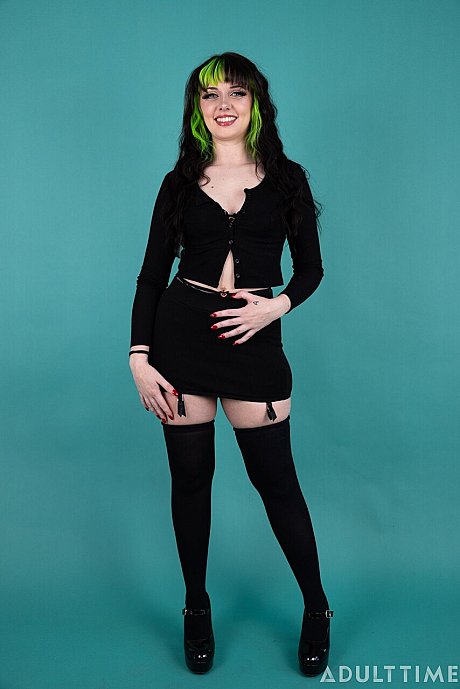 Adult Time performed by Kitty Cam, Oliver Davis nude Pics - Image 1 of 9  in Sexy category   featuring Kitty Cam, Oliver Davis 