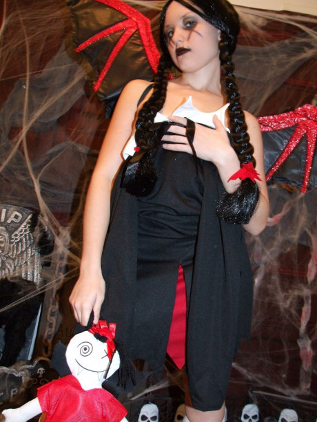 Pigtailed chinese MILF Kitty strips to pose undressed in a horror cosplay solo - #1543688