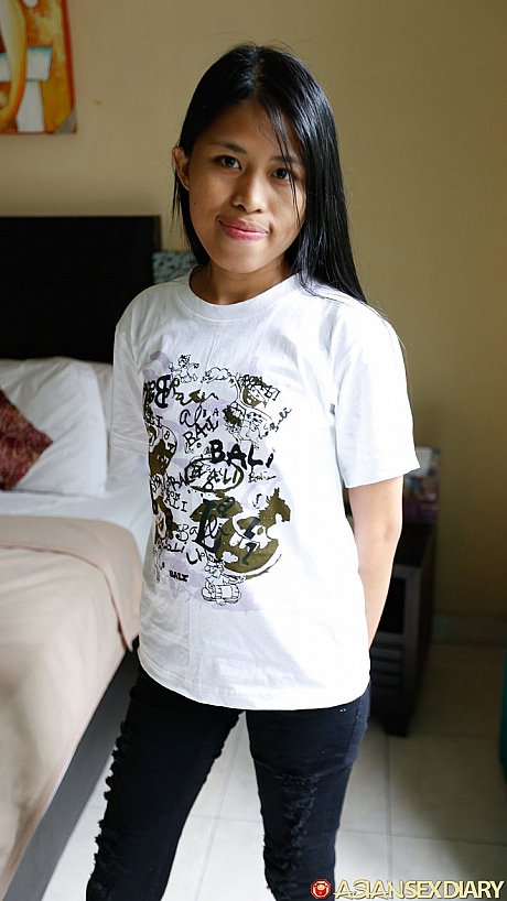 Petite Filipina Adelia gets her sweet innocent twat stretched by a nice cock - Image 2 of 20  in Teen category   featuring Adelia 