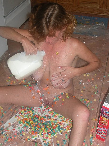 Undressed MILF Ivy Rose plays with her saggy melons & masturbates with a ripe banana - Image 15 of 20  in Amateur category   featuring Ivy Rose 