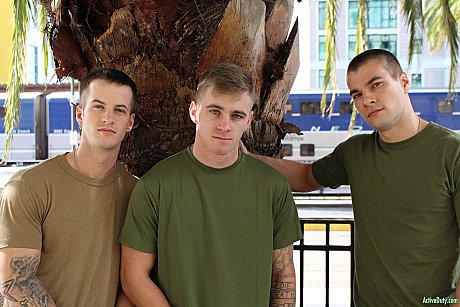 Active Duty featuring Princeton Price, Quentin Gainz Porn Photos - Image 2 of 21  in Gay category  