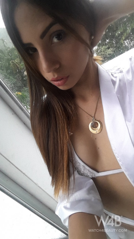 Lovely latina Mily Mendoza exposes her adorable round booty and masturbates - #31554
