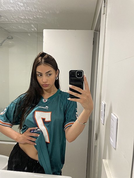 OnlyFans Lily Rose Vibes Lily Rose Vibes - Image 11 of 20  in Outdoor category   featuring Lily Rose Vibes 