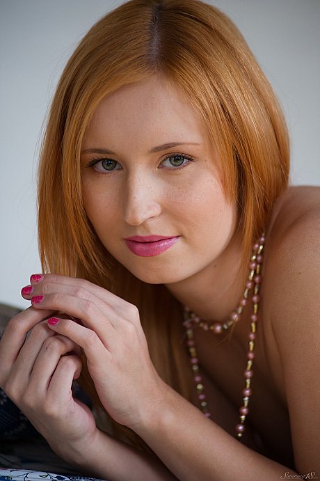 Gorgeous 18 performed by Nikky B Porn Images - Image 10 of 21  in Model category   featuring Nikky B 