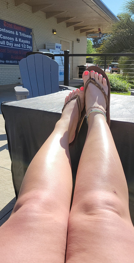 Lady gf girl with pretty legs shows her pretty toes in a hot foot fetish compilation - #1392049