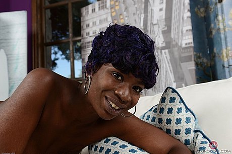 Pregnant ebony girl GF lady with a hot ass Tiana Grey reveals her saggy melons & poses - Image 13 of 21  in Ass category   featuring Tiana Grey 