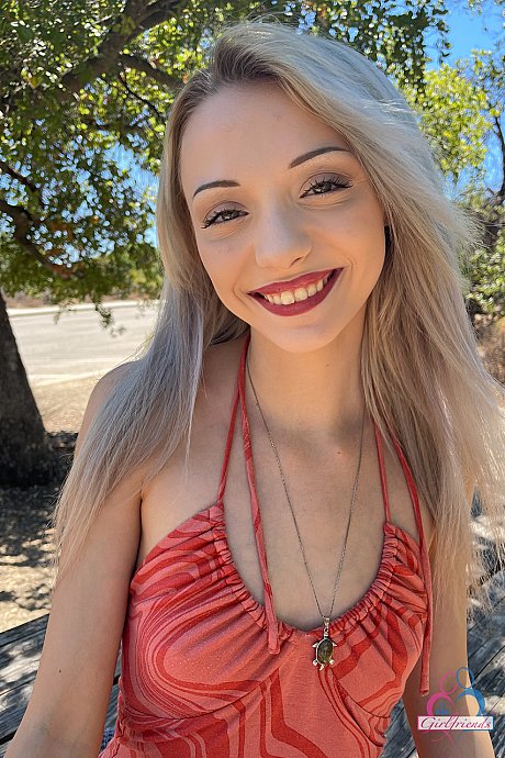 Hot amateur GF Cecelia Taylor shows her meaty clit & anus in a solo - Image 2 of 21  in Pussy category   featuring Cecelia Taylor 