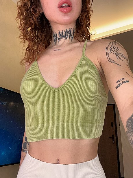 Sexy curly haired OnlyFans cam babe Curly Polly shows her tasty pussy - Image 1 of 20  in Pussy category   featuring Curly Polly 