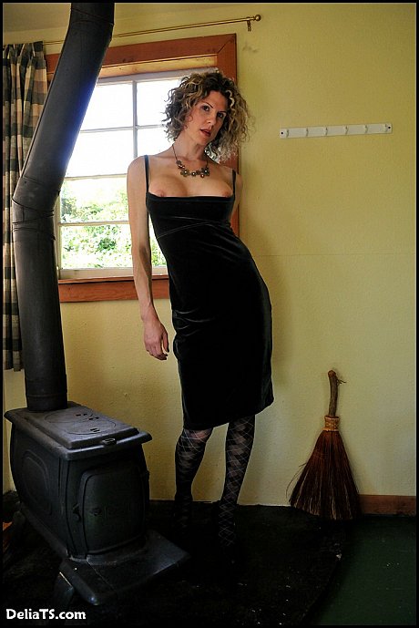 Delia shemale featuring Delia tgirl nude XXX - Image 3 of 15  in Shemale category  