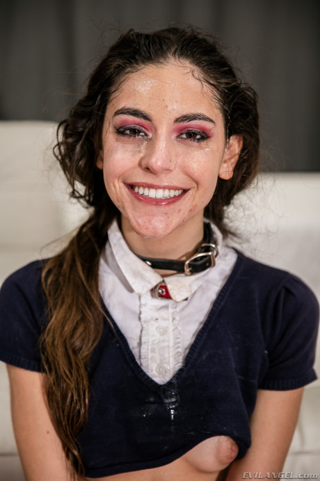 Thin Arielle Faye puts gigantic mouth around large rod & gets a great massive facial - #1234873