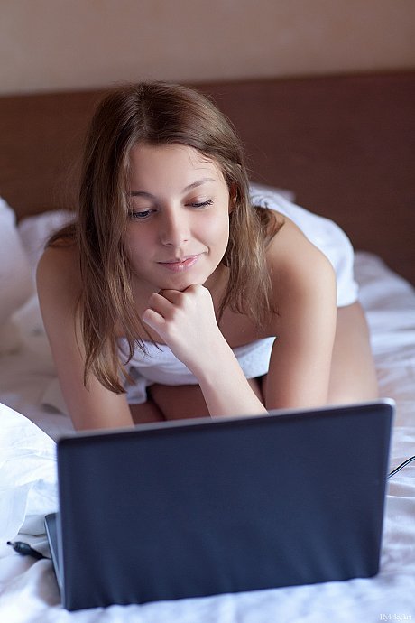 Pretty babe Nikia showing her puffy nipples & shaved muff in her bedroom - Image 1 of 20  in Pussy category   featuring Nikia A 