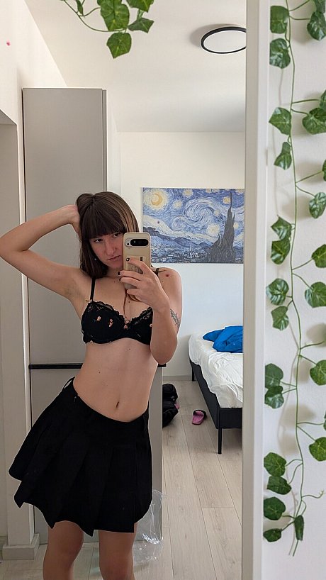 OnlyFans Katie Noir featuring Katie Noir Sex Pics - Image 20 of 21  in Babe category   featuring Katie Noir 