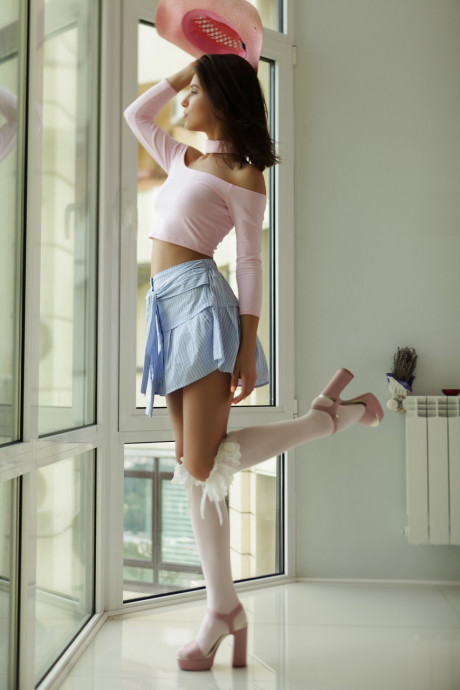 Rise XXX porn pics