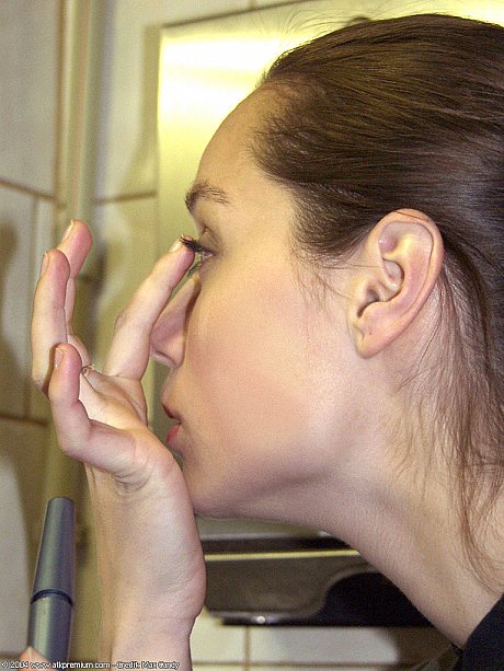 Gorgeous amateur brunette Sara shows her furry snatch ass & titties in the toilet - Image 3 of 20  in Pissing category   featuring Sara 