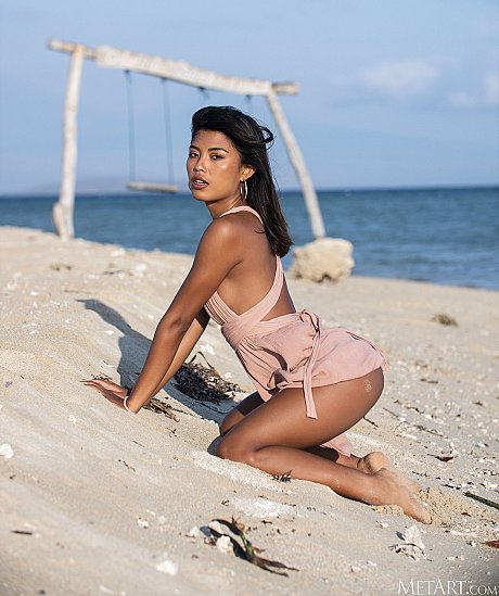 Asian teenie Moana Rosi poses nude & plays on an outdoor swing at the beach - Gallery #5381