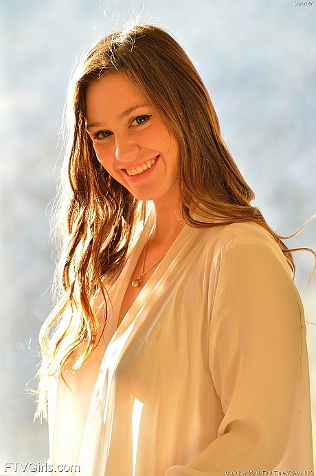 Breathtaking brunette Summer bares her natural juggs and trimmed snatch - Image 6 of 20  in Babe category   featuring Summer 