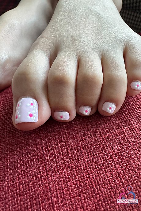 ATK Galleria starring Summer Renee undressed Porn Pics - Image 9 of 21  in Amateur category   featuring Summer Renee 