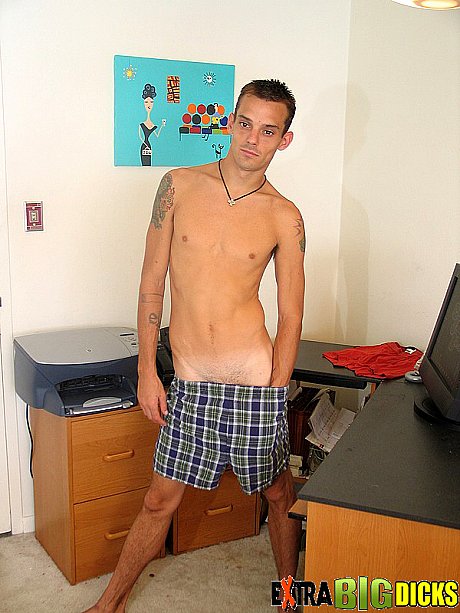 Extra enormous penii starring Justin Sex Pictures - Image 2 of 21  in Gay category  
