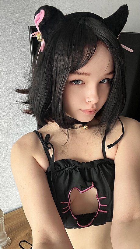 OnlyFans Little Missy starring Little Missy Sex Photos - Image 9 of 10  in Model category   featuring Little Missy 