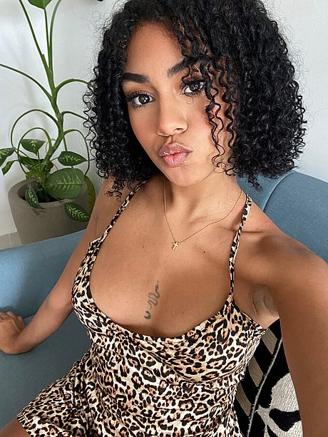 OnlyFans Karla Lopez Real starring Karla Lopez Real XXX Images - Image 16 of 16  in Model category   featuring Karla Lopez Real 