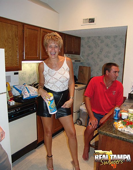USA swinger Tracy suck and her gf arrange an evening of drink and sex - Image 6 of 15  in Skirt category   featuring Tracy Lick, Dee Delmar 