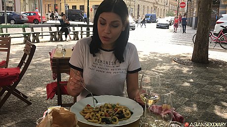 Lustful amateur girl gf girl Sofie gets screwed doggystyle while sleeping - Image 18 of 20  in Amateur category   featuring Sofie 