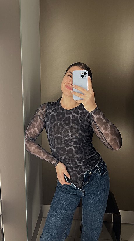 OnlyFans X Moonie X starring X Moonie X Hot Pics - Image 15 of 20  in Model category   featuring X Moonie X 