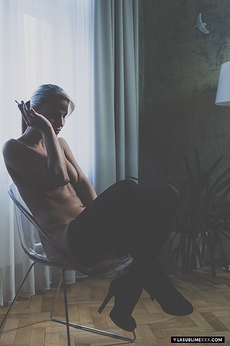 Erotic Czech babe Samantha Jolie poses in her nylons and masturbates - Image 6 of 17  in Dildo category   featuring Samantha Jolie 