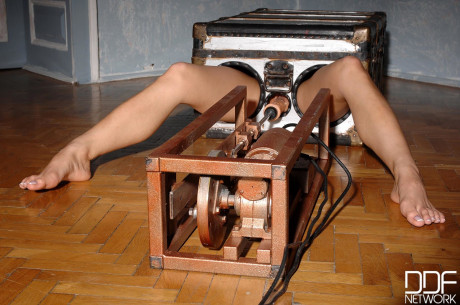Submissive Hungarian Rebecca Contreras gets sexed by a machine while tied up - #1467638