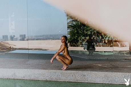 Glamorous babe Jocelyn Binder does a pretty outdoor striptease in high heels - Image 12 of 20  in Outdoor category   featuring Jocelyn Binder 