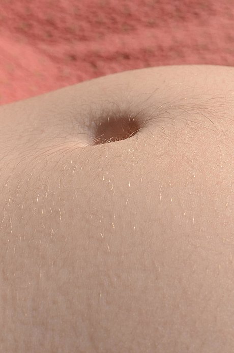 Ginger with huge tits Eleanor Rose displays her very furry cunt up close - Image 5 of 20  in Pussy category   featuring Eleanor Rose