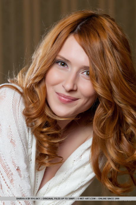 Pale red hair Dariya A spreads fat open & shows her pretty behind & twat - #776447