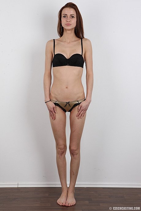 Amateur model Veronika removes her clothing one piece at a time - Image 7 of 20  in Babe category   featuring Veronika 