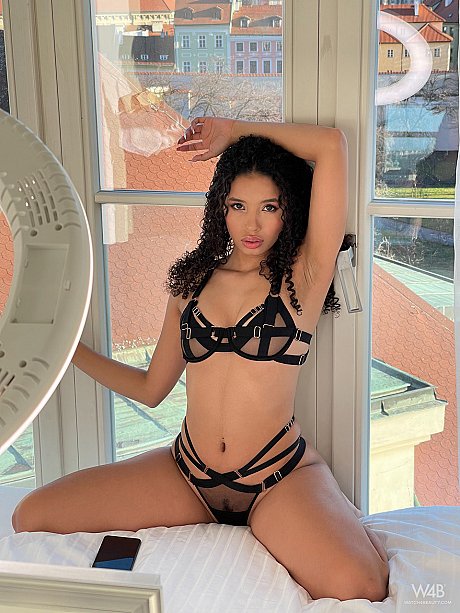 Erotic curly-haired hottie Valery Ponce strips & poses in her own compilation - Image 6 of 20  in Model category   featuring Valery Ponce 