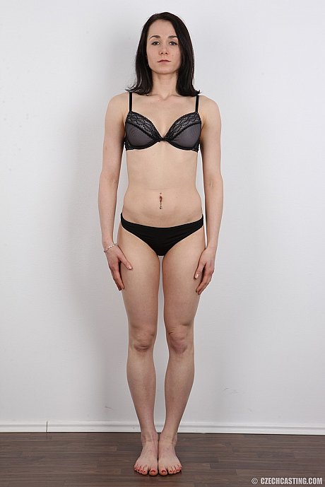 Dark haired slut girlfriend broad Kristyna stands straight and nude during her modeling debut - Image 7 of 20  in Close Up category   featuring Kristyna 