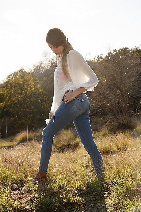 Alluring young in jeans Gracie Thibble flashes her juicy natural melons outdoors - Image 4 of 11  in Babe category   featuring Gracie Thibble 