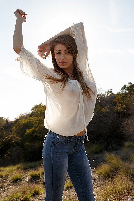 Alluring young in jeans Gracie Thibble flashes her juicy natural melons outdoors - Image 6 of 11  in Babe category   featuring Gracie Thibble 